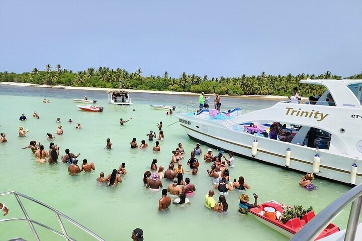 Punta Cana Party Boat:open bar - Photo 1 of 25